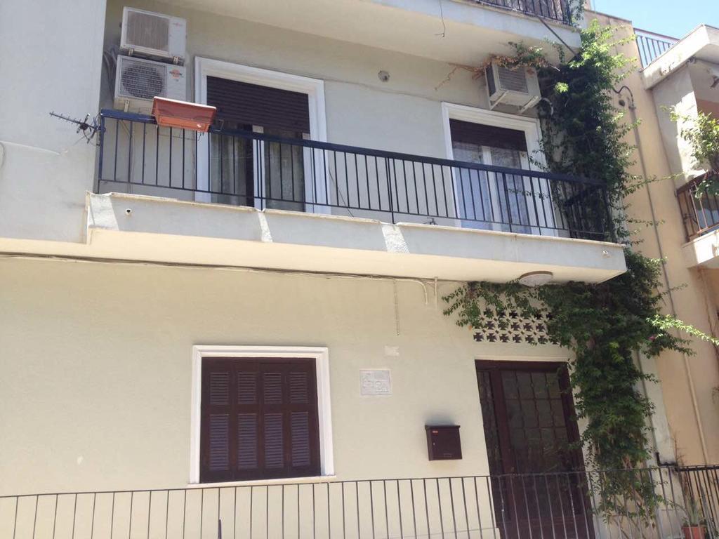 Spacious Apartment Near Acropolis With Roof Garden Atina Dış mekan fotoğraf